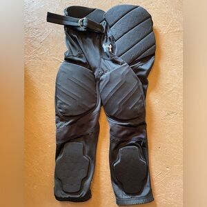 Black Padded Youth Small Under Armour Football Pants like New